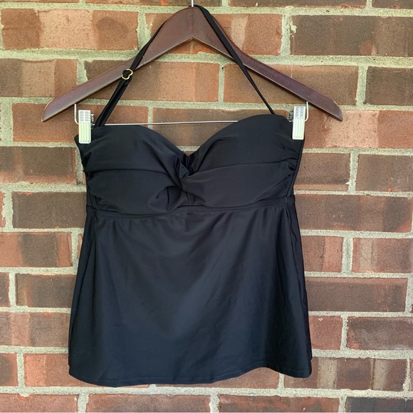 Catalina Black Swimsuit Top Women’s US small NEW - Picture 1 of 8